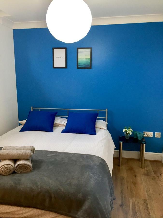 Five Ways Serviced Apartment Бирмингем Экстерьер фото